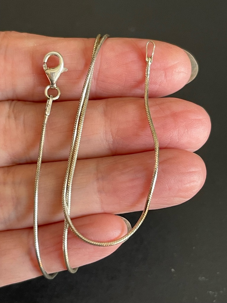 925 Sterling Silver Snake Necklace 30$